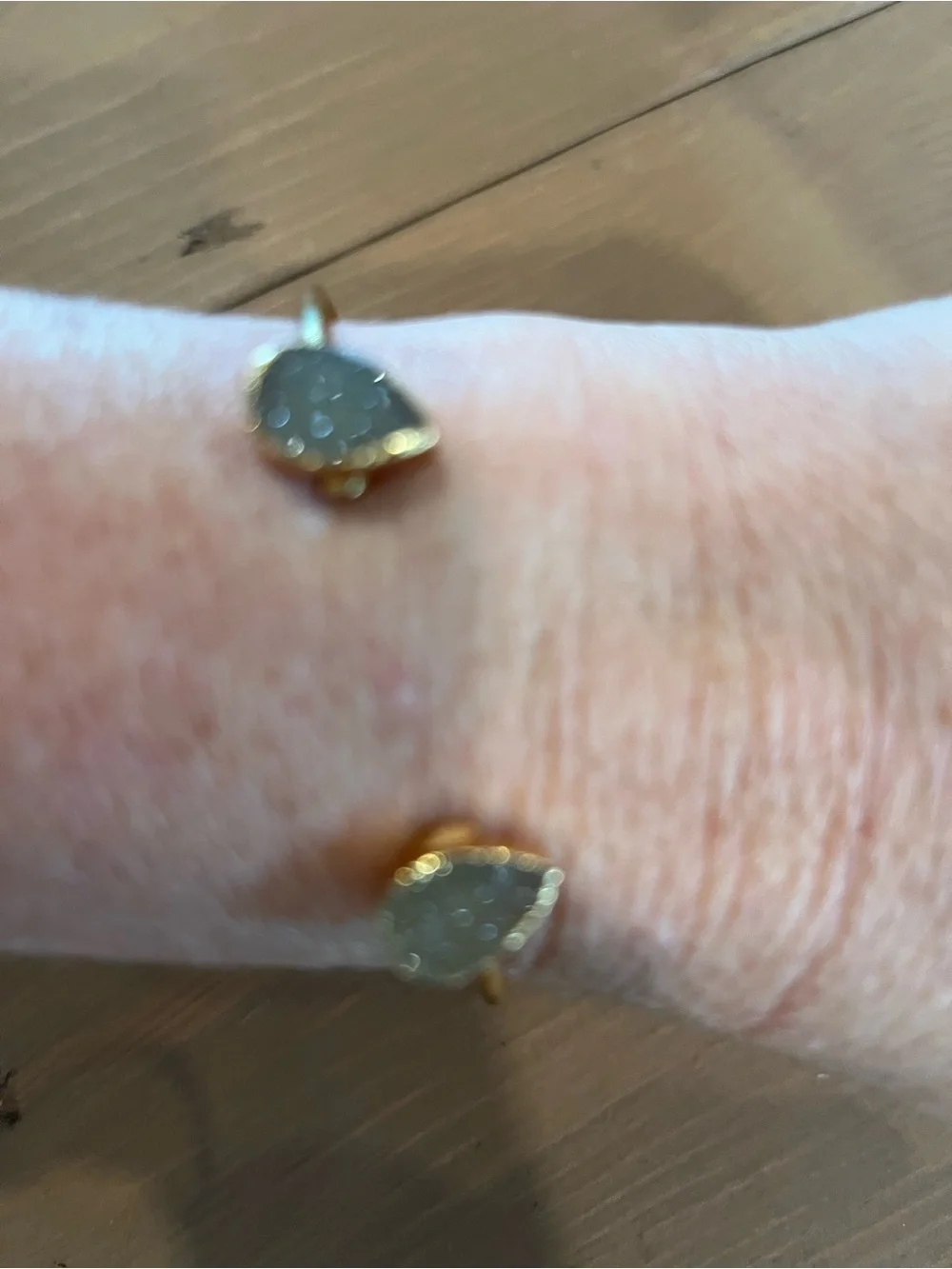 Druzy quartz gold tone bracelet sparkle new one of a kind elegant design